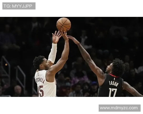 2016年12月火箭队与骑士队激战回顾：精彩瞬间与赛场亮点全解析